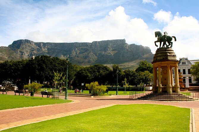 Full Day Private Hiking Table Mountain & City - The Sum Up