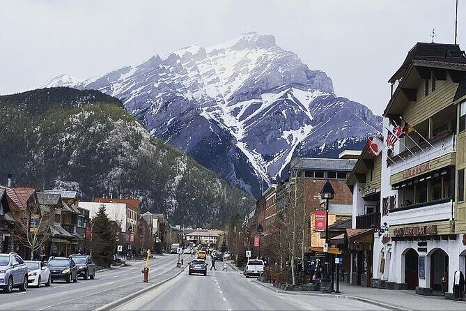 Full Day Private Luxury SUV Tour in Banff - Key Points