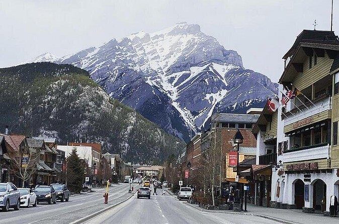 Full Day Private Luxury SUV Tour in Banff - FAQ