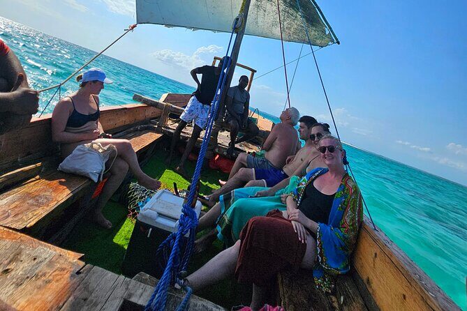 Full Day Private Safari Blue Ocean Trip with Lunch - FAQ