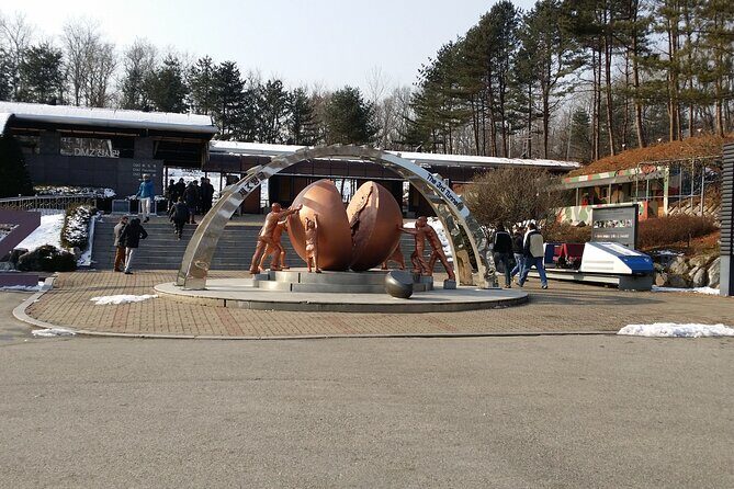 Full Day Private Tour DMZ (The 3rd Tunnel) & Suspension Bridge - Authentic Insights from Past Travelers