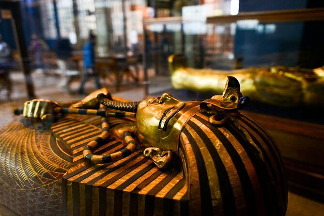 Full-Day Private Tour to Giza Pyramids and the Egyptian Museum - The Itinerary in Detail