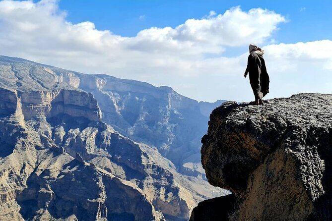 Full Day Private Tour to Nizwa and Jebel Shams from Muscat - What Makes This Tour Stand Out?