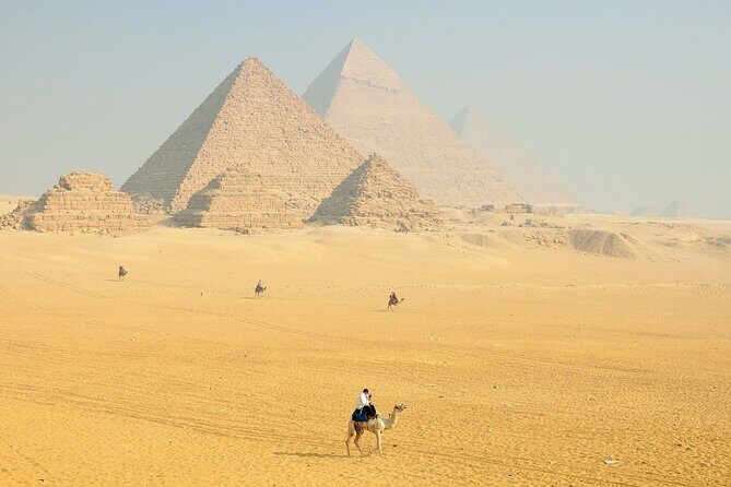 Full Day Private Tour to Pyramid of Giza Saqqara and Memphis - Key Points
