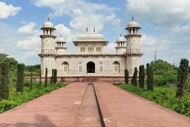 Full-Day Private Tour to Taj Mahal and Agra from Delhi - An In-Depth Look at the Tour Experience