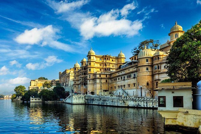 Full-Day Private Udaipur Sightseeing with English speaking Guide - Practical Aspects of the Tour
