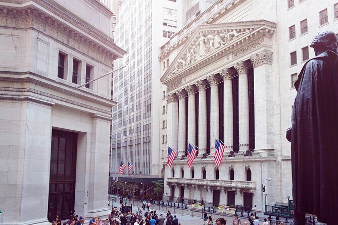 Full Day Private Walking Tour in New York from New York hotels - Who Should Consider This Tour?