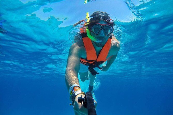 Full-Day Sailing Trip to Isla Mujeres from Cancun with Lunch - The Sum Up