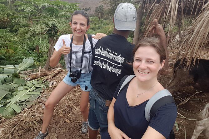 Full Day Santiago Island Tour - FAQs