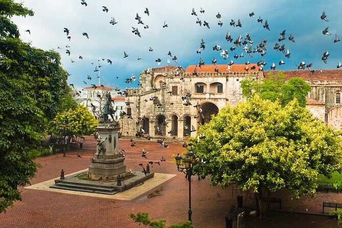 Full-day Santo Domingo Tour with Roundtrip Transfer from Airport to Hotel - The Sum Up