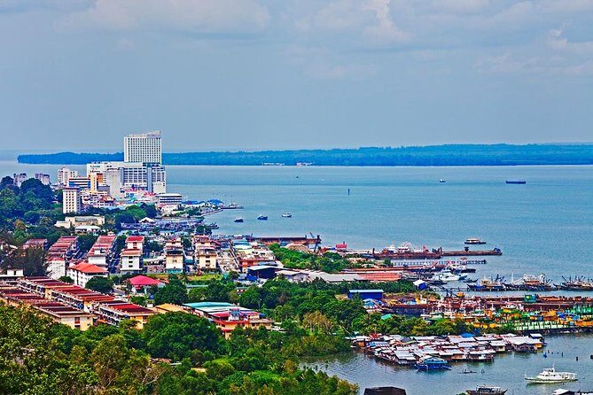 Full-Day Sepilok Orangutan and Sandakan City Trail from Kota Kinabalu - FAQ