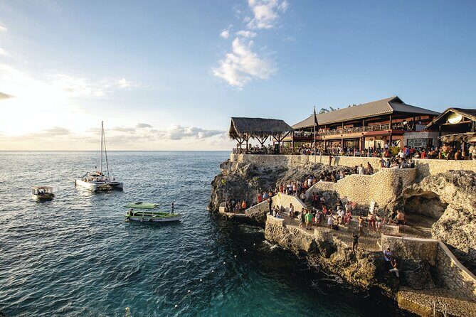Full Day Seven Miles Beach and Rick's Café with Entrance Included - What to Expect from This Tour