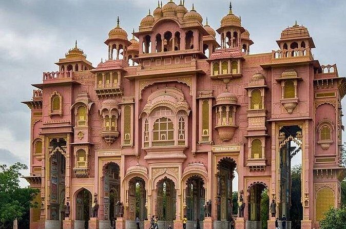 Full Day Sightseeing Jaipur Tour by Car With Guide Include Lunch - Practical Tips for Travelers
