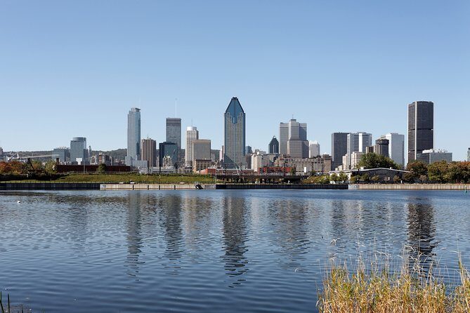 Full-Day small-group Montreal tour with Pickup and a Local Taste - Transportation & Group Size