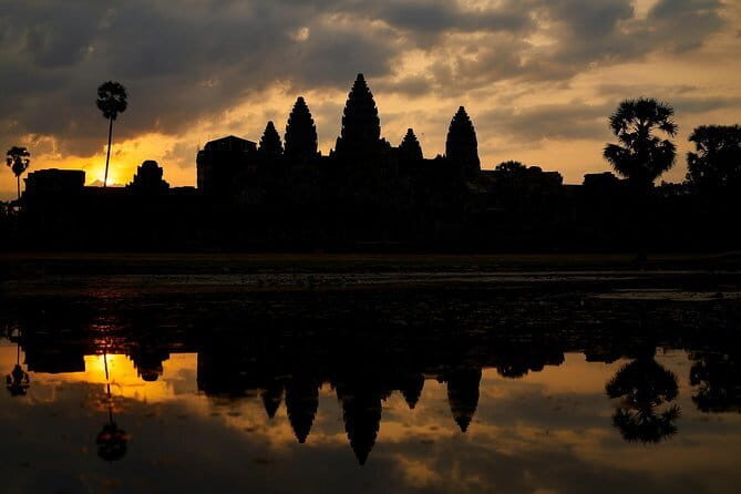 Full Day Small Group Tour & Sunset in Angkor Area from Siem Reap - The Sum Up