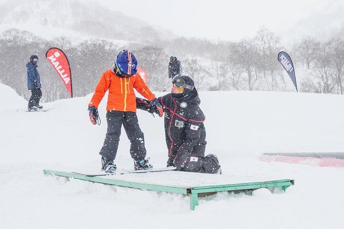 Full Day Snowboard Lesson (6 hours) - An Introduction to the Experience