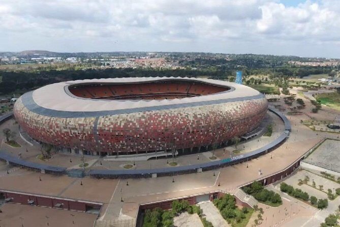 Full-Day Soweto, Apartheid Museum and Lunch Tour - Discovering Soweto: What the Tour Offers