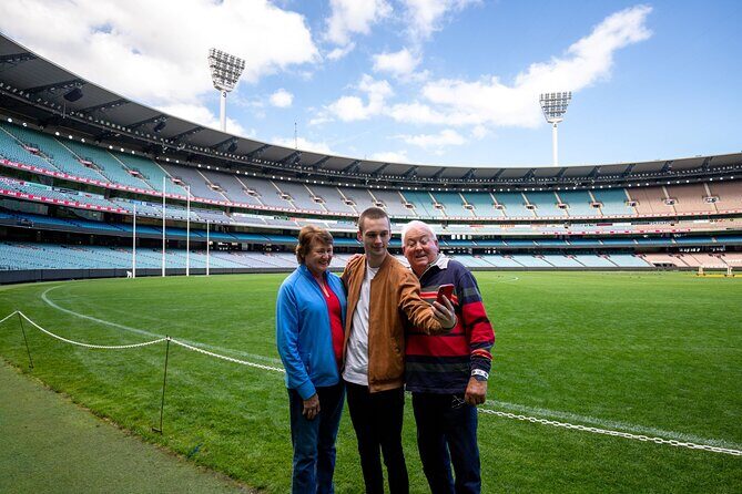 Full-Day Sports and Beer Tour of Melbourne with Lunch - Transportation, Group Size, and Value
