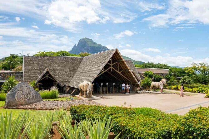 Full-Day Swimming with Dolphins and Casela Nature Park Tour in Mauritius - Transportation and Group Dynamics