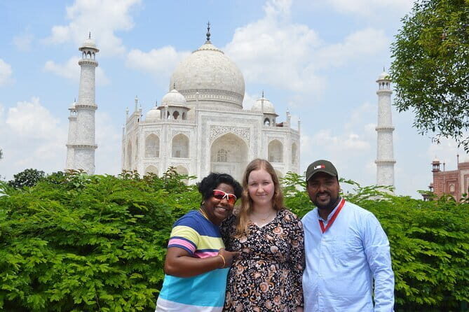 Full Day Taj Mahal & Fatehpur sikri Tour from Delhi by Car - A Practical Guide to the Full-Day Taj Mahal & Fatehpur Sikri Tour