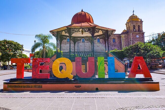full day Tequila tour visiting artisanal distillery and downtown. - Exploring the Full Day Tequila Tour: A Genuine Taste of Jalisco’s Spirit