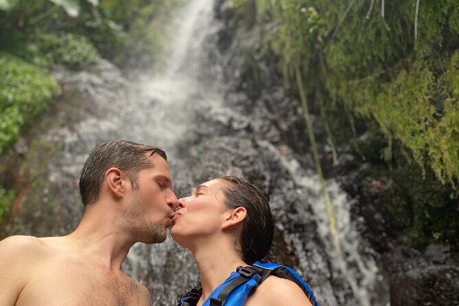 Full-Day Tinajas Hiking to El Yunque Rainforest with Transport - Convenient Pickup and Transportation