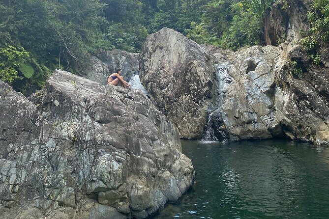 Full-Day Tinajas Hiking to El Yunque Rainforest with Transport - Lunch and Local Flavor
