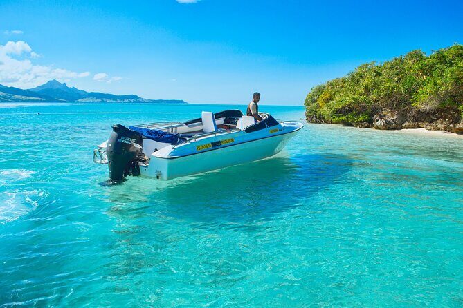 Full Day Tour 5 Island to Ile Aux Cerfs Incl. Lunch and Transfer - Who Will Love This Tour?