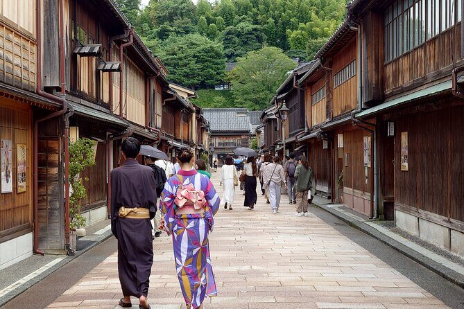 Full-Day Tour from Kanazawa: Samurai, Matcha, Gardens and Geisha - FAQ