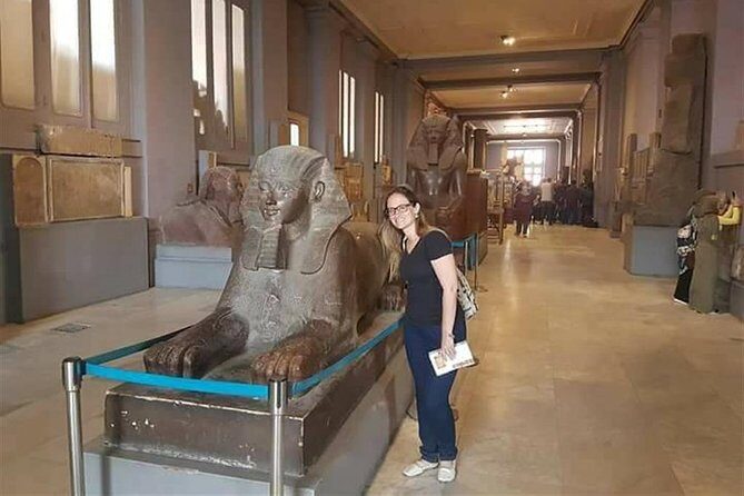 Full-day tour Giza pyramids and Egyptian Museum and bazaar, camel ride, Lunch - Exploring the Giza Pyramids: The Heart of the Tour