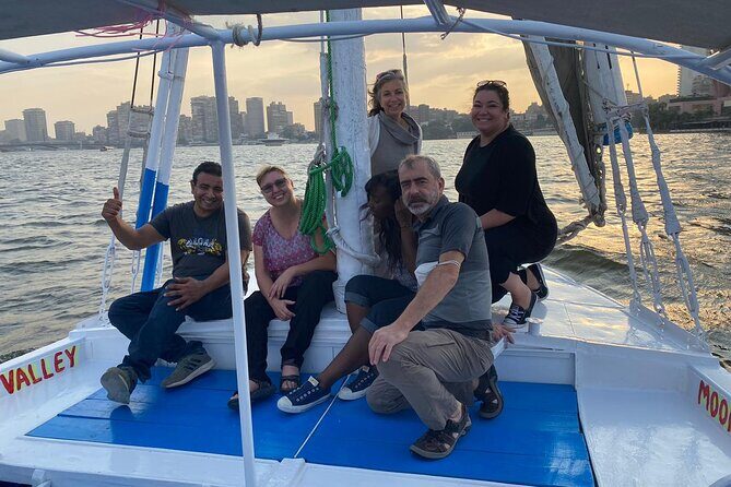 Full Day Tour Giza Pyramids, Sphinx and Egyptian Museum &Felucca - Who Should Consider This Tour?