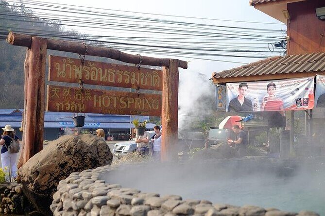 Full Day Tour in Chiang Rai White Temple and Golden Triangle - The Value of This Tour