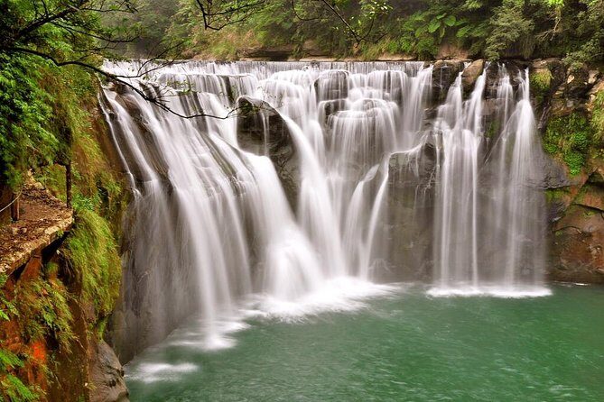 Full-Day Tour in Shifen, Jiufen & Yehliu of Taipei (Incl. ticket) - Practical Details and Experience