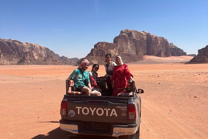 Full-Day Tour In Wadi Rum Desert - Starting Early for a Full Day