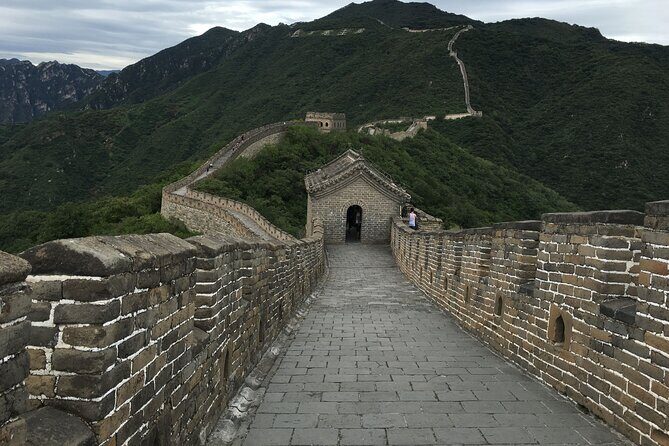 Full-Day Tour of Mutianyu Great Wall, Water Cube and Bird's Nest - Authentic Insights from Tour Reviews