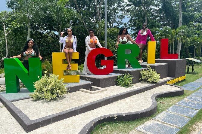 Full Day Tour of Negril Beach: Margaritaville & Rick's Cafe Live - Key Points