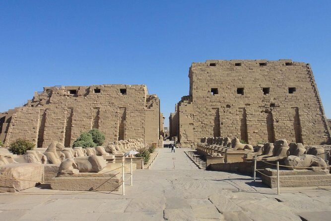 Full Day Tour to East and West Banks of Luxor - FAQs