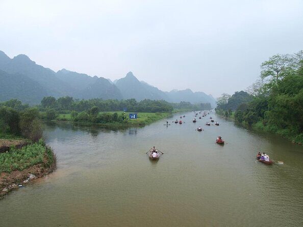 Full Day Tour to Perfume Pagoda with Traditional Boat Ride - Key Points