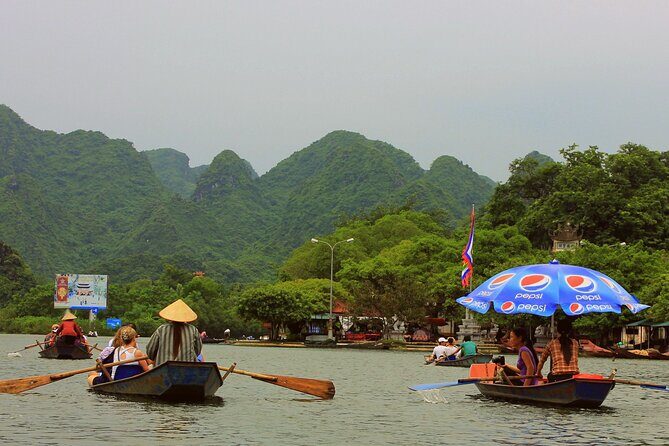 Full Day Tour to Perfume Pagoda with Traditional Boat Ride - The Itinerary in Depth: What You Can Expect