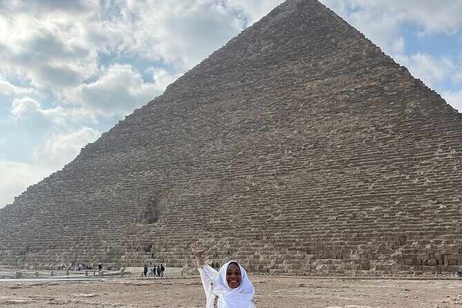 Full Day Tour to Royal Mummies, Giza pyramids, Sphinx and Bazaar - FAQ