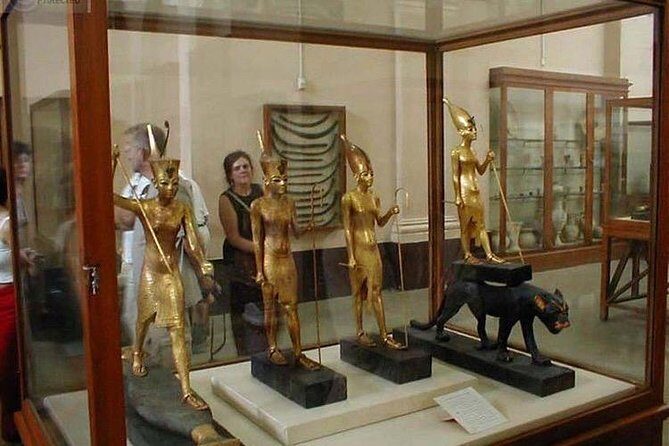 Full Day Tour to Visit Giza Pyramids, Sphinx, Sakkara, Dahshur - Who Should Consider This Tour?