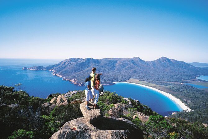 Full-Day Tour to Wineglass Bay from Hobart - In-Depth Review of the Tour Experience