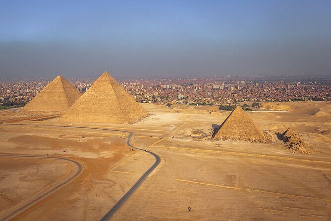Full Day Tour Visit Pyramids, Sphinix, Saqqara and Dahsour - FAQ