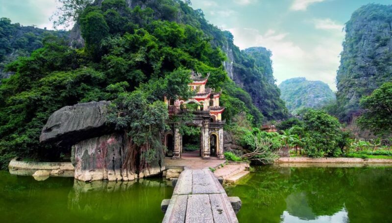 Full Day Trang An, Bich Dong Pagoda, Biking & Family Visit - The Journey Begins: From Hanoi to the Hidden Corners of Ninh Binh