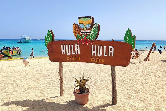 Full day trip by Luxury boat and Hula Hula Island - Key Points