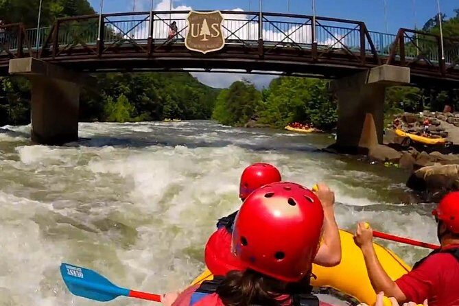 Full Ocoee River Rafting Adventure with a Riverside Lunch - An Introduction to the Ocoee Whitewater Experience