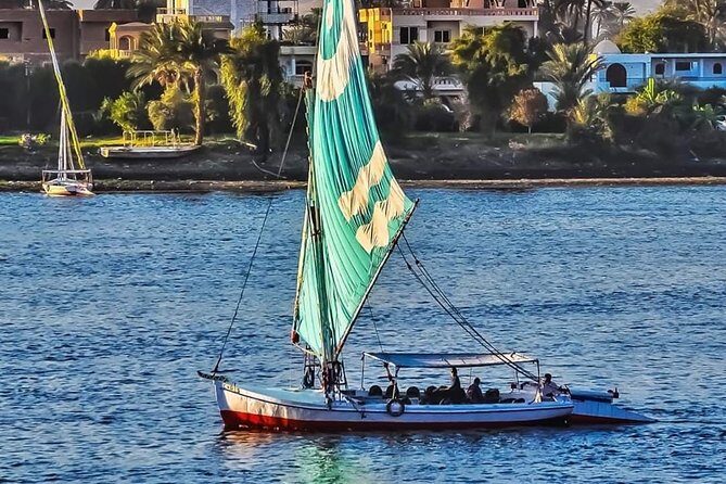 Full Private Day Tour to East and West Banks in Luxor- Private - FAQ