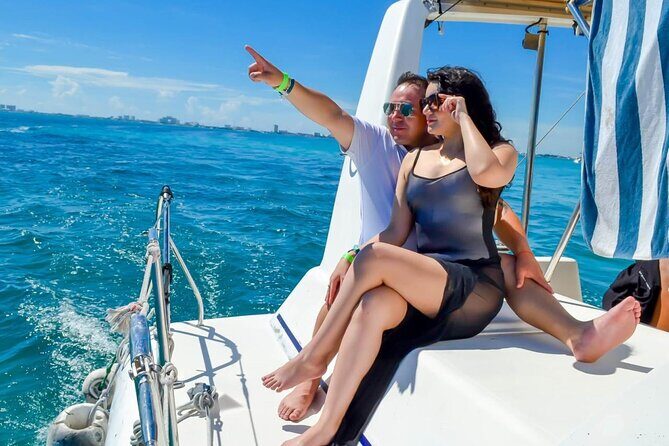 Fun Catamaran Excursion to Isla Mujeres with Unlimited drinks! - FAQ