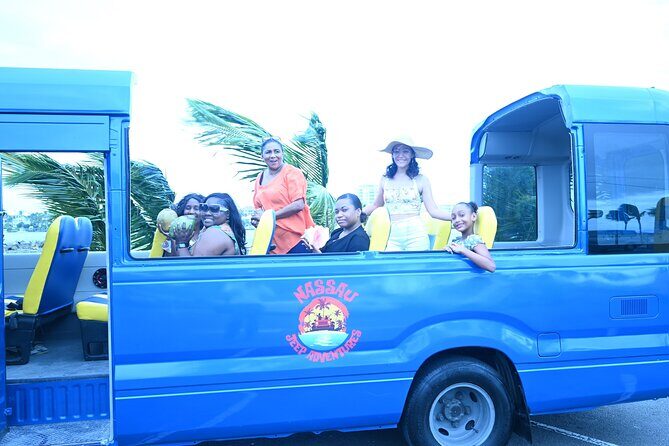 Funky Nassau Deluxe Food Tour - A Taste of The Bahamas - What Travelers Are Saying