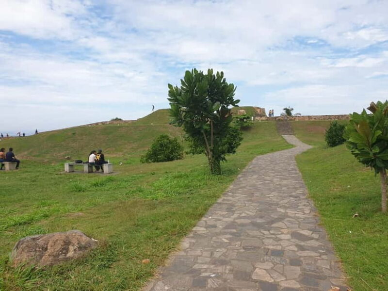 Galle Fort: Walk Through 400 Years of Sparking Stories - A Detailed Review of the Galle Fort Walking Tour